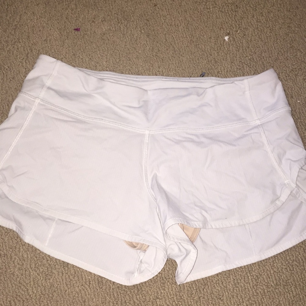 White lululemon shorts